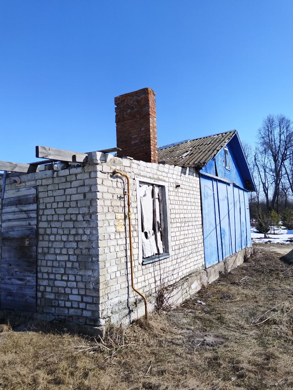 В Выгоничском районе начался капитальный ремонт Малфинского сельского клуба, который пострадал от взрыва БПЛА В Выгоничском районе начался капитальный ремонт Малфинского сельского клуба, который пострадал от взрыва БПЛА
