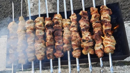 Брянцам напомнили о штрафах за жарку шашлыка во дворе