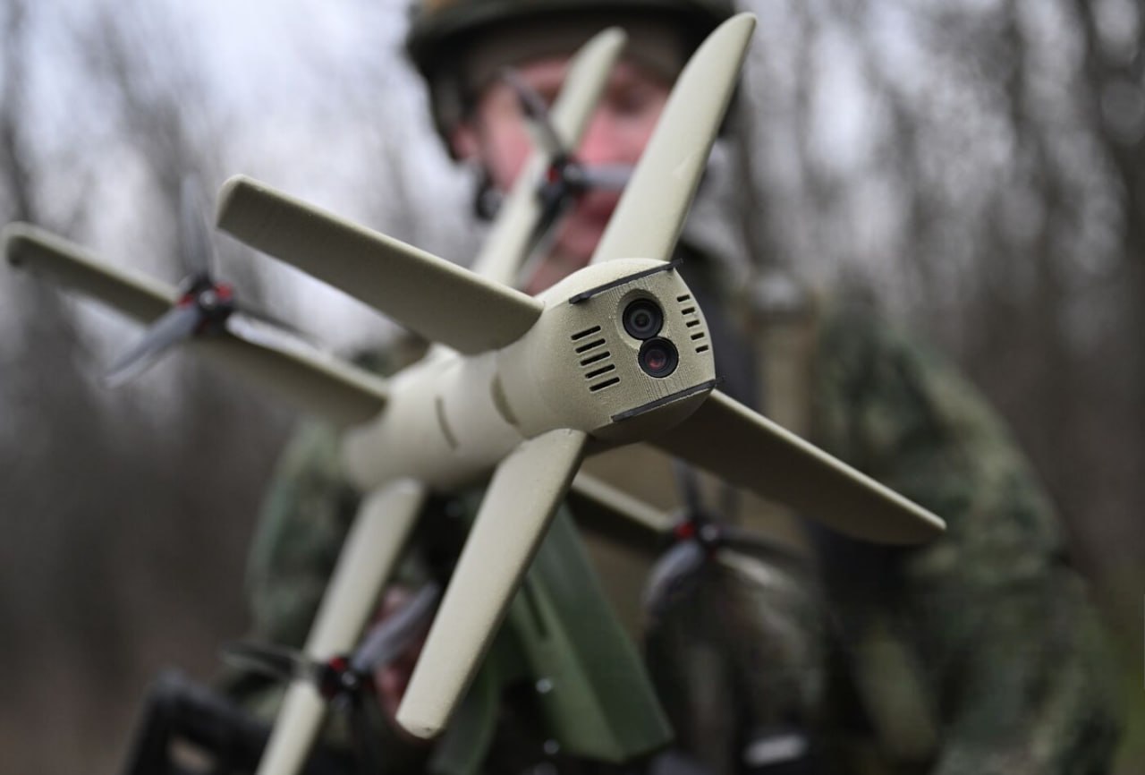 Разработчики дрона-перехватчика «Ёлка» обучают военнослужащих его применению
