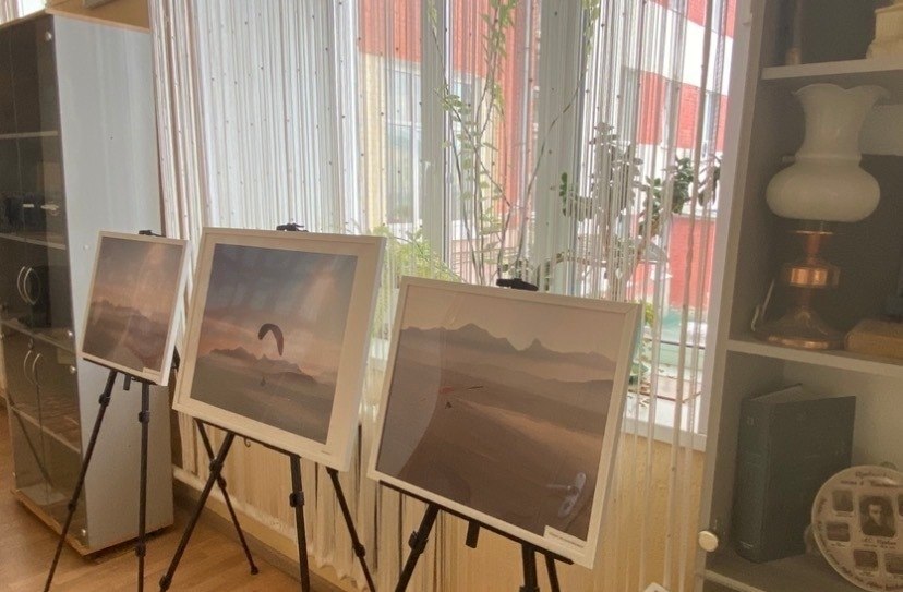 В Центральной библиотеке имени А. С. Пушкина действует авторская выставка фоторабот преподавателя художественного отделения Детской школы искусства им. Е. М. Беляева Людмилы Александровны Ксендзовой, посвященная прекрасной... В Центральной библиотеке имени А. С. Пушкина действует авторская выставка фоторабот преподавателя художественного отделения Детской школы искусства им. Е. М. Беляева Людмилы Александровны Ксендзовой, посвященная прекрасной...