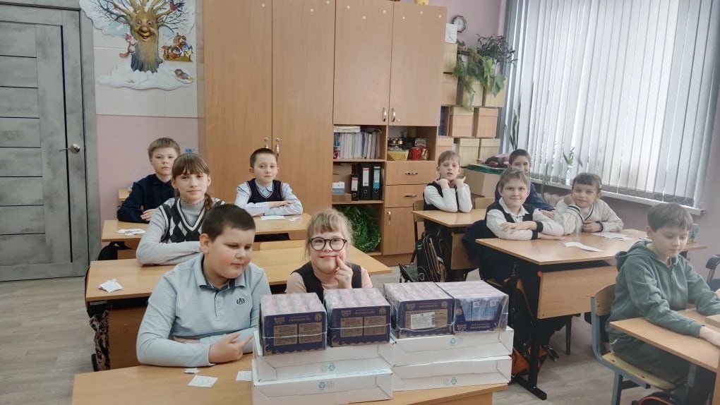 Липецк передал брянским детям почти пять тонн молочных «вкусняшек»