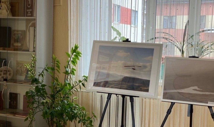 В Центральной библиотеке имени А. С. Пушкина действует авторская выставка фоторабот преподавателя художественного отделения Детской школы искусства им. Е. М. Беляева Людмилы Александровны Ксендзовой, посвященная прекрасной... В Центральной библиотеке имени А. С. Пушкина действует авторская выставка фоторабот преподавателя художественного отделения Детской школы искусства им. Е. М. Беляева Людмилы Александровны Ксендзовой, посвященная прекрасной...