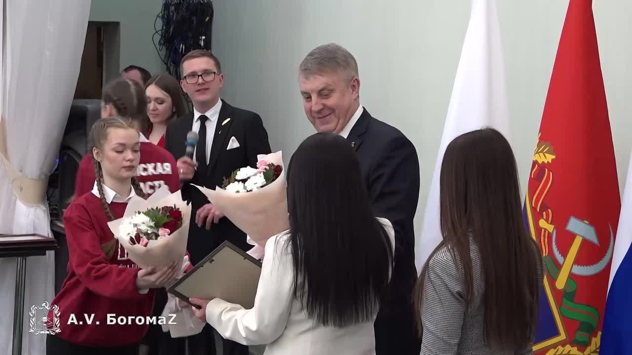 Александр Богомаз: Поздравил работников культуры с профессиональным праздником