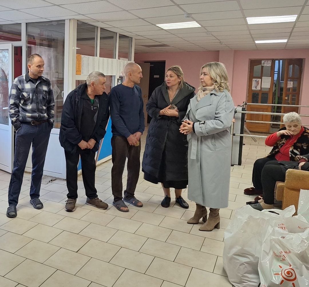 Инна Мухина: Вновь посетила жителей Сумской области, проживающих в пункте временного размещения граждан Инна Мухина: Вновь посетила жителей Сумской области, проживающих в пункте временного размещения граждан