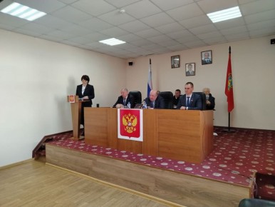 Вчера, 25 марта, глава администрации Стародубского муниципального округа Александр Владимирович Подольный принял участие в очередном заседании Совета народных депутатов под председательством главы округа Николая Никифоровича...