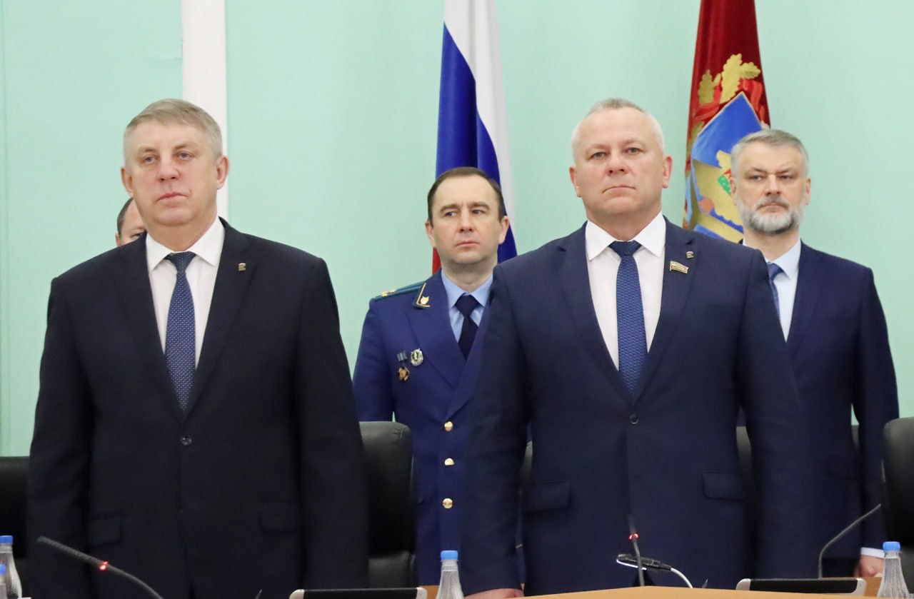 Актуальный формат: под руководством Валентина Суббота на сессии Думы приняты значимые инициативы! Актуальный формат: под руководством Валентина Суббота на сессии Думы приняты значимые инициативы!