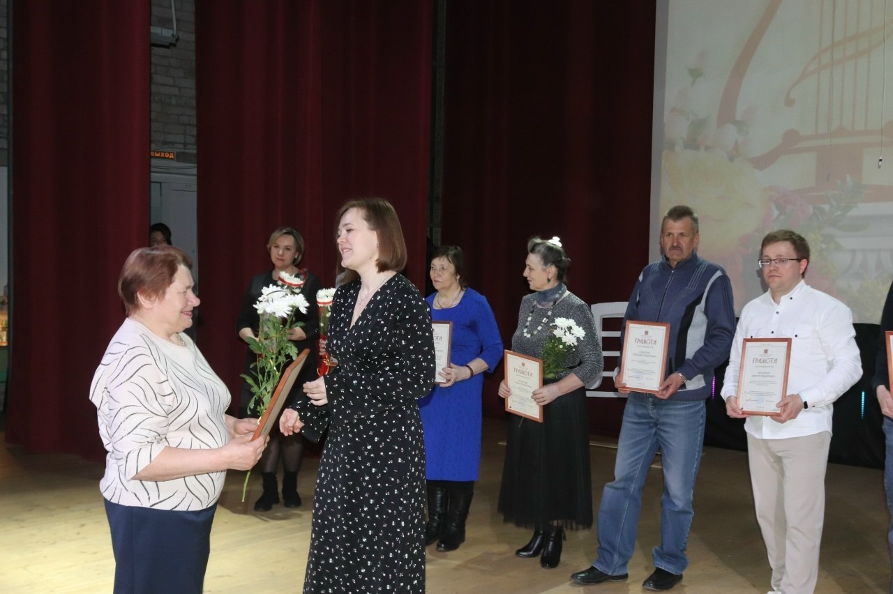 В Трубчевске чествовали работников культуры района