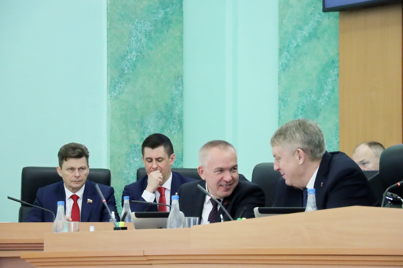 Актуальный формат: под руководством Валентина Суббота на сессии Думы приняты значимые инициативы! Актуальный формат: под руководством Валентина Суббота на сессии Думы приняты значимые инициативы!