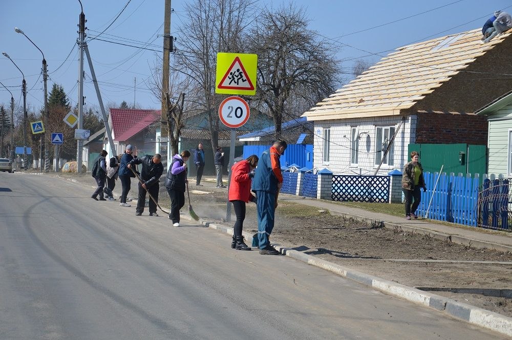 В Гордеевском районе прошел первый весенний субботник В Гордеевском районе прошел первый весенний субботник