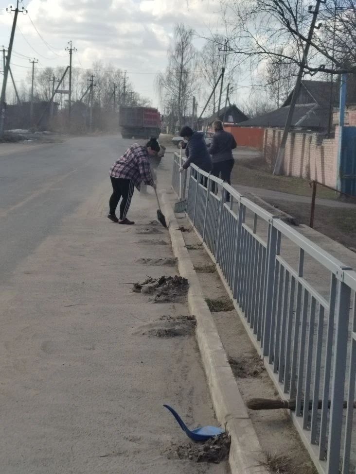 С приходом календарной весны и активным таянием снега в Клетнянском районе обозначилась важная сезонная задача — наведение чистоты и порядка С приходом календарной весны и активным таянием снега в Клетнянском районе обозначилась важная сезонная задача — наведение чистоты и порядка