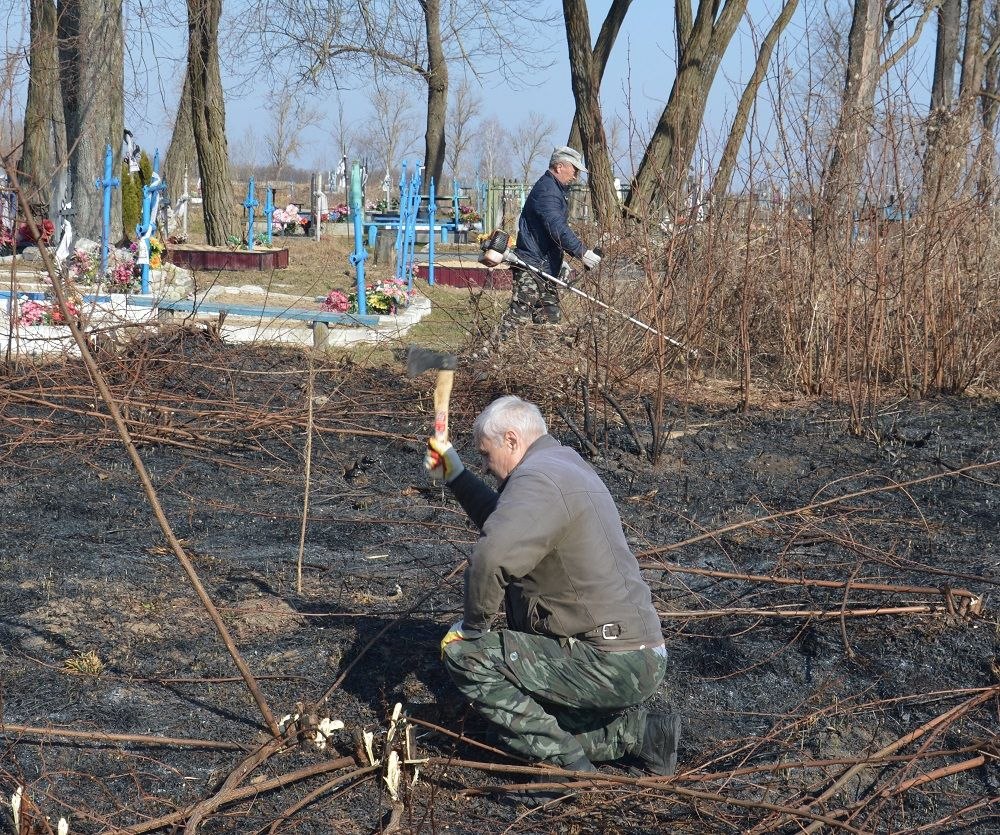 В Гордеевском районе прошел первый весенний субботник В Гордеевском районе прошел первый весенний субботник