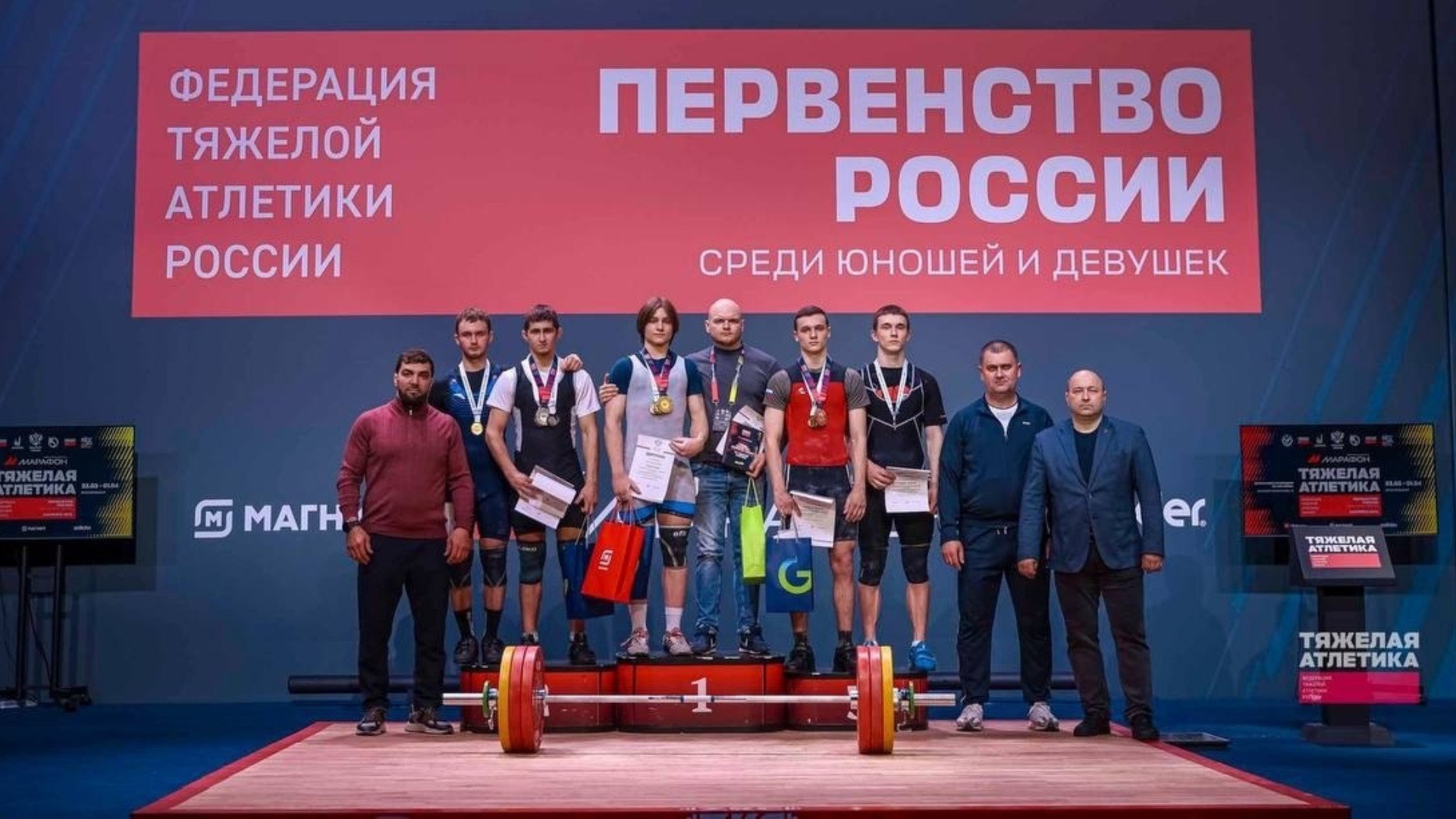 Брянская "Сталь" завоевала золотые медали на первенстве России по тяжёлой атлетике