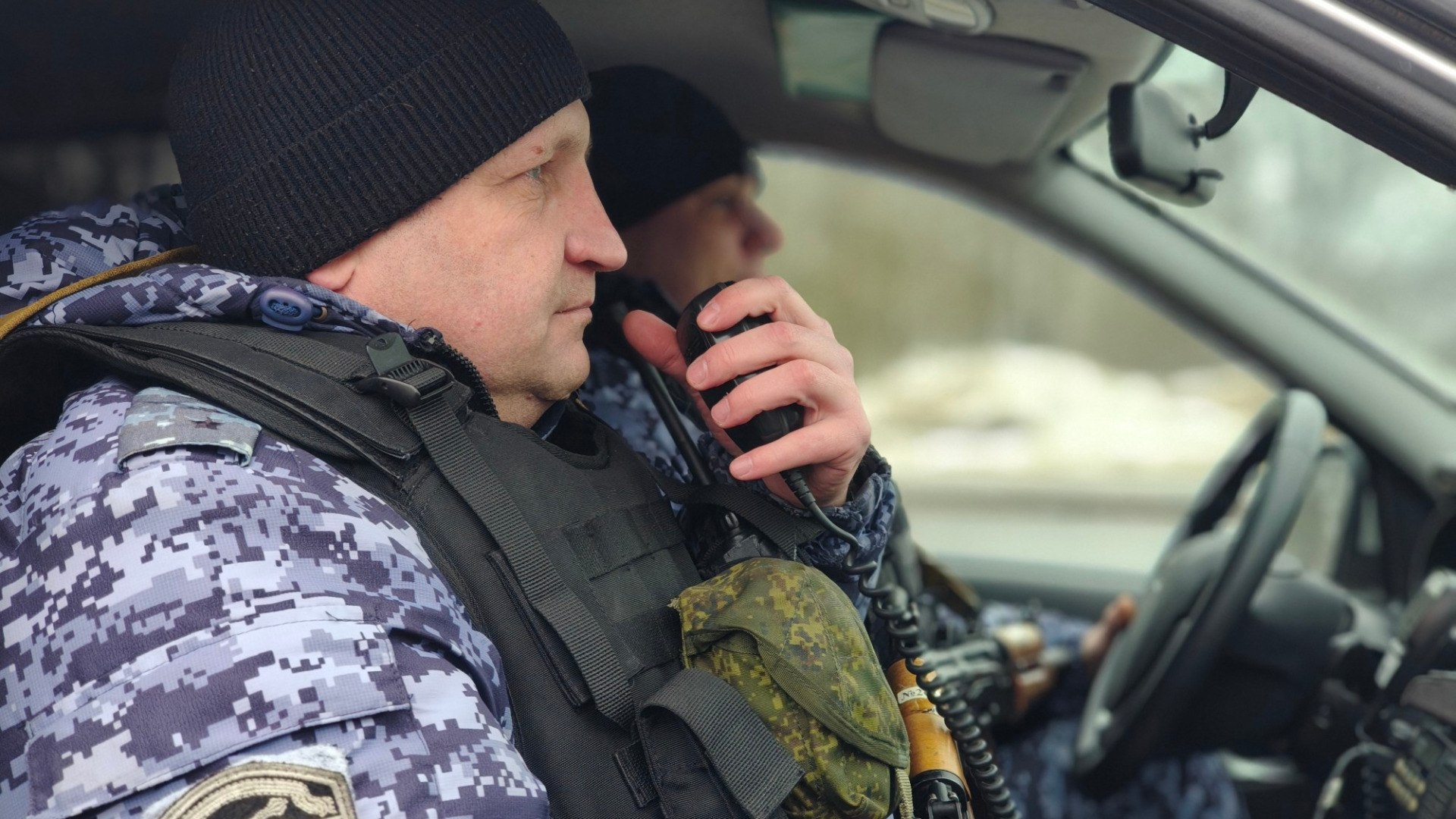 Брянские росгвардейцы пресекли кражу в торговом центре