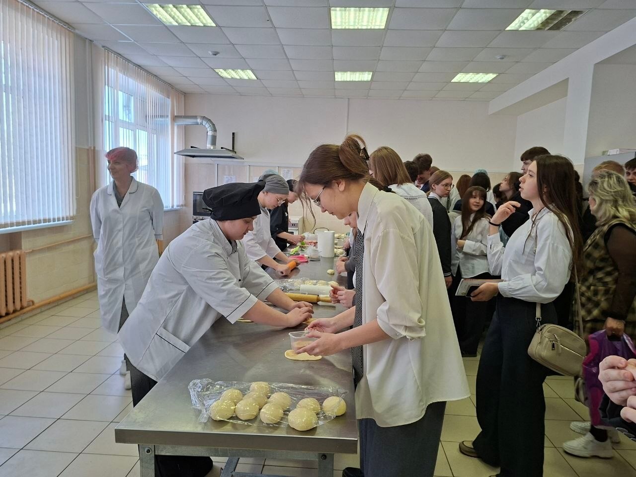 В рамках профессиональной ориентации и маршрутизации молодежи 25 марта 2026 года Мичуринский филиал ФГБОУ ВО "Брянский государственный аграрный университет" распахнул свои двери, чтобы провести ежегодную ярмарку учебных мест В рамках профессиональной ориентации и маршрутизации молодежи 25 марта 2026 года Мичуринский филиал ФГБОУ ВО "Брянский государственный аграрный университет" распахнул свои двери, чтобы провести ежегодную ярмарку учебных мест