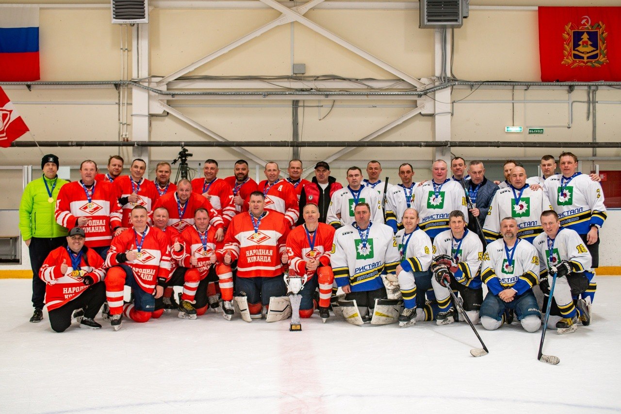 Сезон регионального чемпионата по хоккею в дивизионе «Любитель 40+» завершен Сезон регионального чемпионата по хоккею в дивизионе «Любитель 40+» завершен