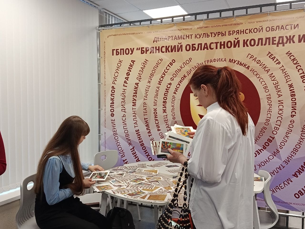 Перед концертом- открытием "Кто отапливает космос? " XXXIV Международного фестиваля современного искусства имени Перед концертом- открытием "Кто отапливает космос? " XXXIV Международного фестиваля современного искусства имени