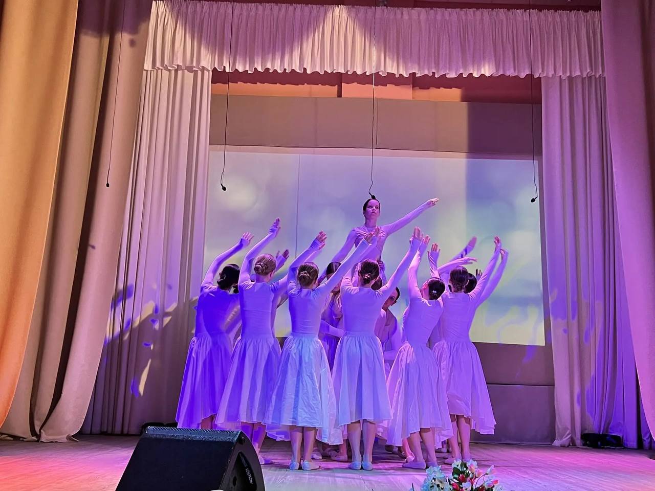 В Брянском районе подвели итоги года и отметили День работника культуры В Брянском районе подвели итоги года и отметили День работника культуры