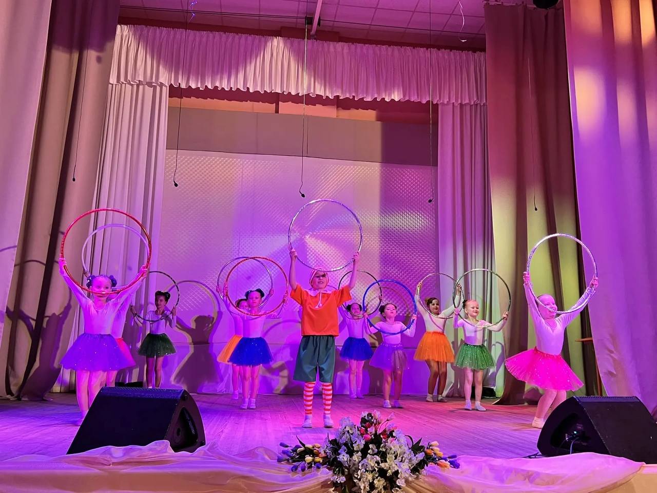 В Брянском районе подвели итоги года и отметили День работника культуры В Брянском районе подвели итоги года и отметили День работника культуры