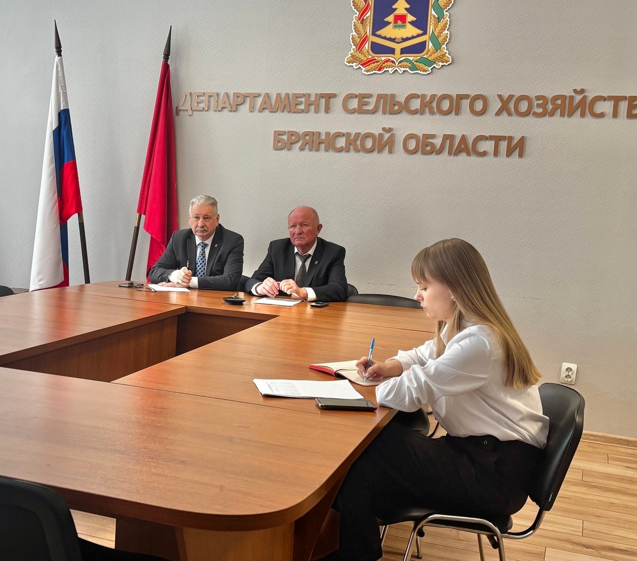 27 марта 2026 года под председательством Министра сельского хозяйства Российской Федерации Оксаны Николаевны Лут состоялось совещание Оперативного штаба Минсельхоза России с руководителями органов управления АПК субъектов...