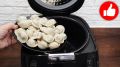 Удивительные пельмени в омлете: быстро и вкусно в мультиварке