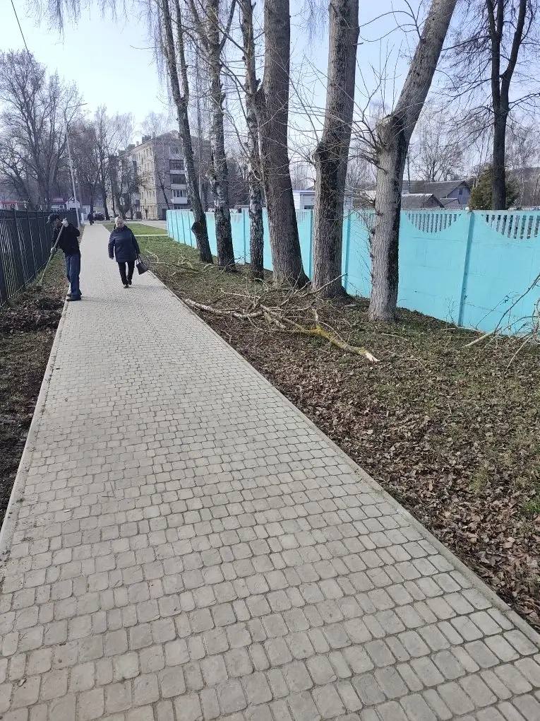 4 апреля 2026 года на территории Стародубского муниципального округа прошел очередной большой субботник 4 апреля 2026 года на территории Стародубского муниципального округа прошел очередной большой субботник