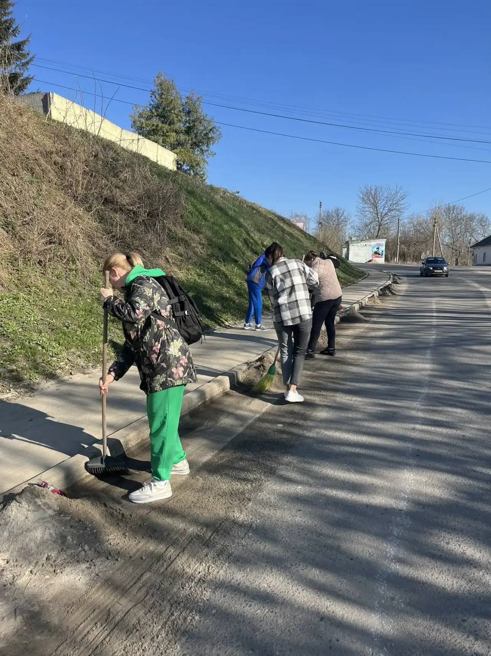 4 апреля 2026 года на территории Стародубского муниципального округа прошел очередной большой субботник 4 апреля 2026 года на территории Стародубского муниципального округа прошел очередной большой субботник