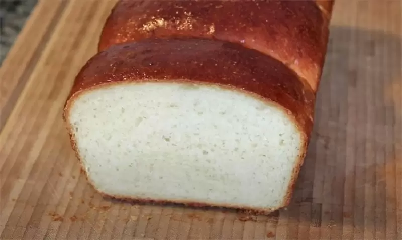 Молочный хлеб за 5 минут: спокойное решение для домашней выпечки