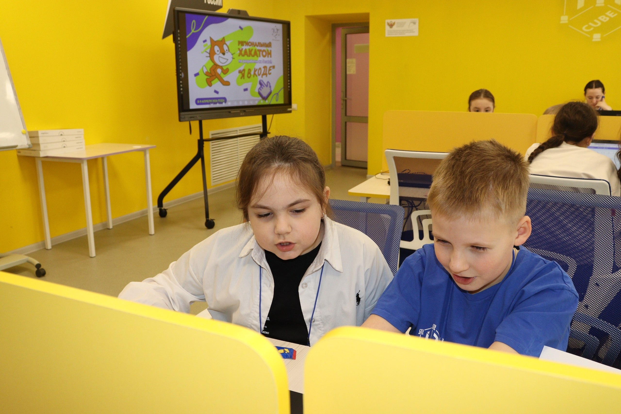 Юные программисты из Дятьковского района взяли призовые места на региональном хакатоне! Юные программисты из Дятьковского района взяли призовые места на региональном хакатоне!