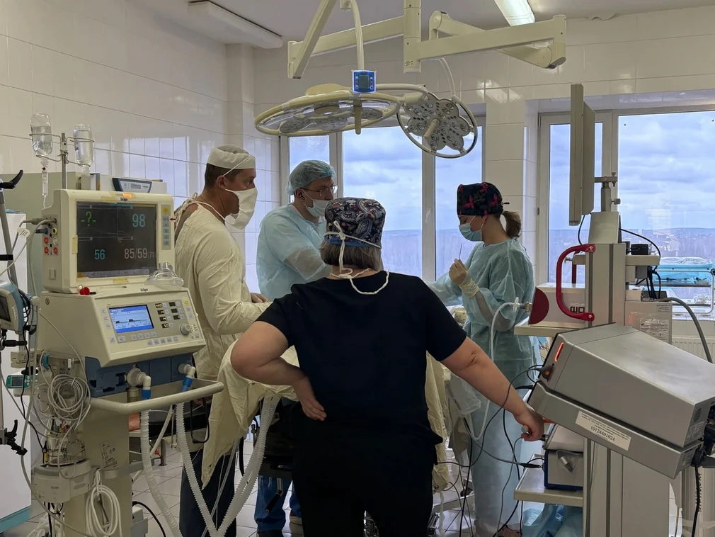 В Брянской областной больнице № 1 выполняются высокотехнологичные операции, благодаря чему жители региона получают возможность лечиться, не выезжая за пределы области В Брянской областной больнице № 1 выполняются высокотехнологичные операции, благодаря чему жители региона получают возможность лечиться, не выезжая за пределы области