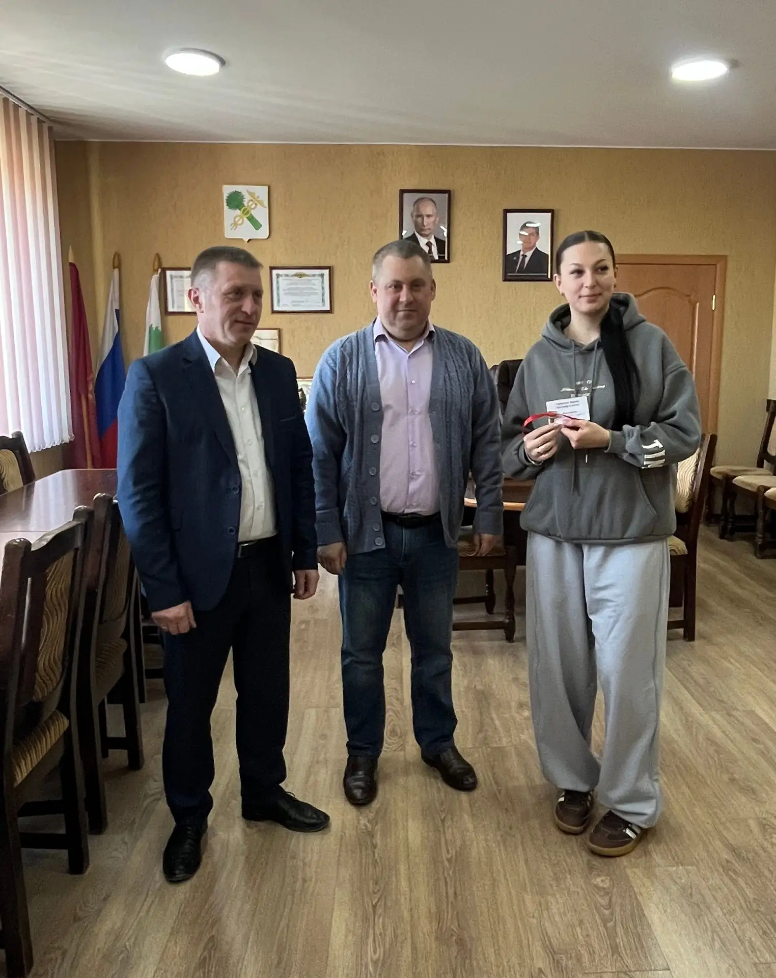 Пять девушек получили ключи от своих квартир Пять девушек получили ключи от своих квартир