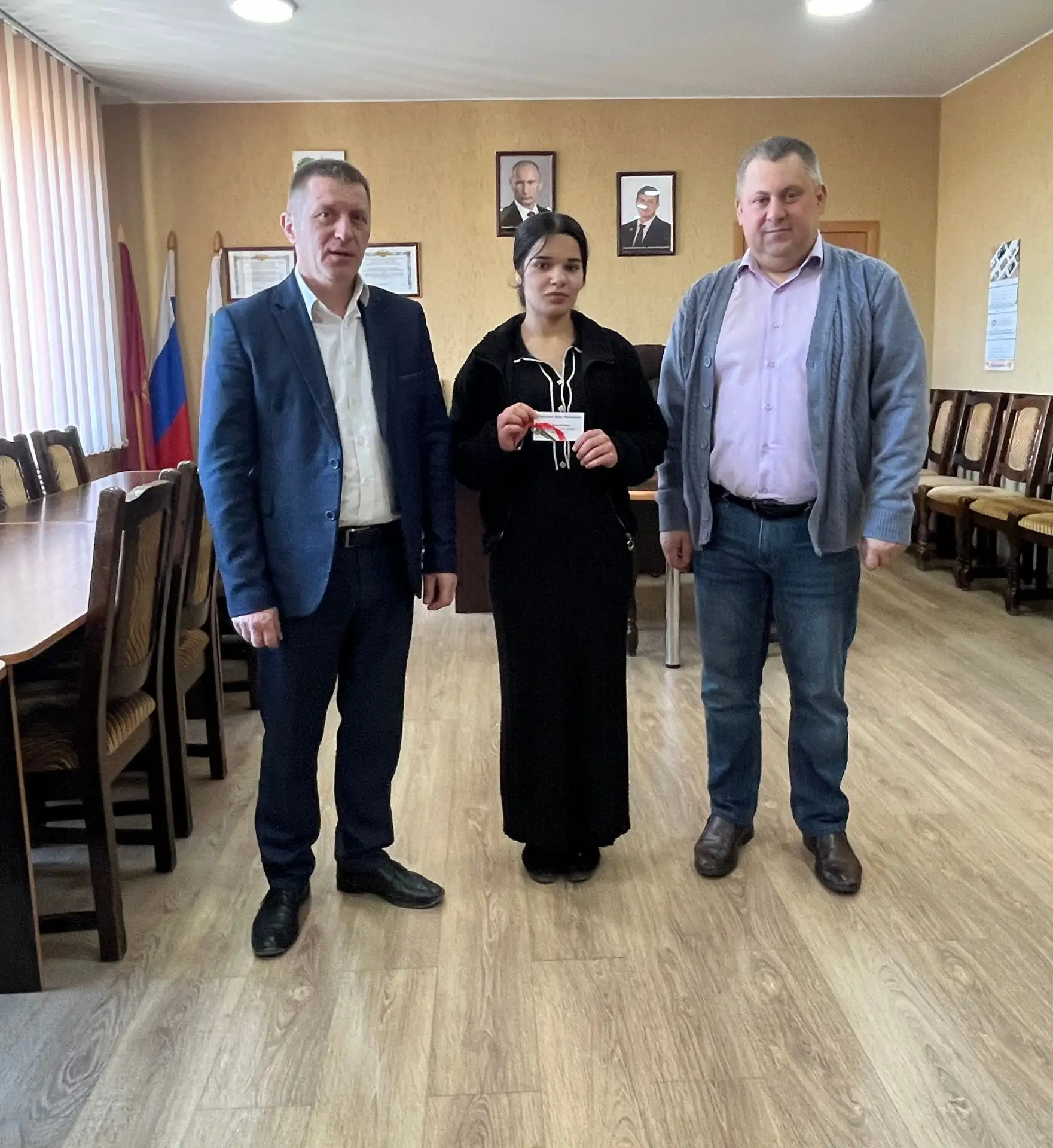 Пять девушек получили ключи от своих квартир Пять девушек получили ключи от своих квартир