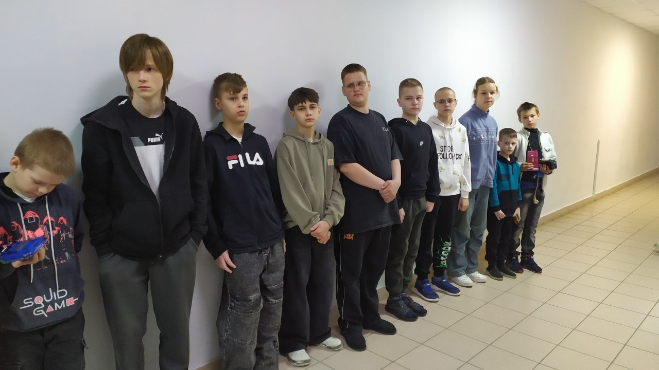 11 апреля 2026 года состоялся открытый областной фестиваль по трассовым автомоделям на приз ГБУДО «Брянского областного губернаторского Дворца детского и юношеского творчества имени Ю.А. Гагарина» 11 апреля 2026 года состоялся открытый областной фестиваль по трассовым автомоделям на приз ГБУДО «Брянского областного губернаторского Дворца детского и юношеского творчества имени Ю.А. Гагарина»