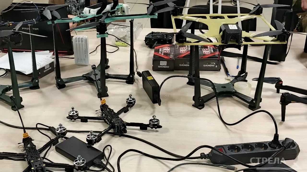 В Брянске сегодня, 15 апреля, прошел очередной этап проекта «Больше, чем путешествие», который реализует региональное Управление молодежной политики для учащихся районов области В Брянске сегодня, 15 апреля, прошел очередной этап проекта «Больше, чем путешествие», который реализует региональное Управление молодежной политики для учащихся районов области