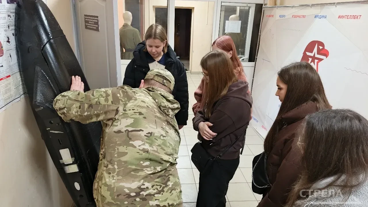 В Брянске сегодня, 15 апреля, прошел очередной этап проекта «Больше, чем путешествие», который реализует региональное Управление молодежной политики для учащихся районов области В Брянске сегодня, 15 апреля, прошел очередной этап проекта «Больше, чем путешествие», который реализует региональное Управление молодежной политики для учащихся районов области