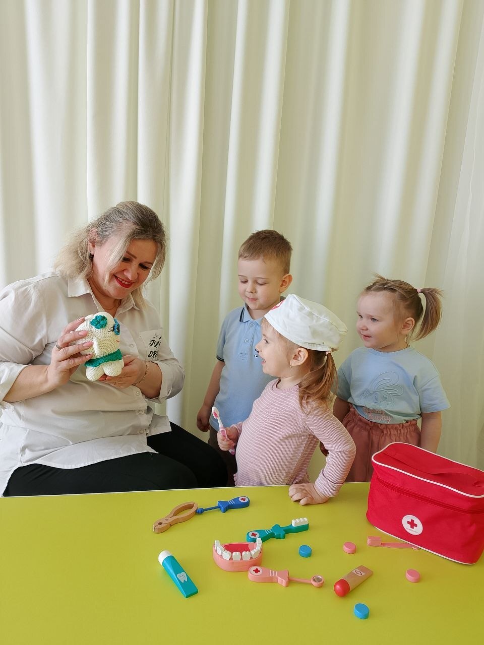 С 6 по 14 апреля 2026 МБДОУ - детский сад присмотра и оздоровления № 32 "Сказка" поддержали Всероссийскую акцию федерального партийного проекта "Мир возможностей" 2026 года - "Правильно быть здоровым" С 6 по 14 апреля 2026 МБДОУ - детский сад присмотра и оздоровления № 32 "Сказка" поддержали Всероссийскую акцию федерального партийного проекта "Мир возможностей" 2026 года - "Правильно быть здоровым"