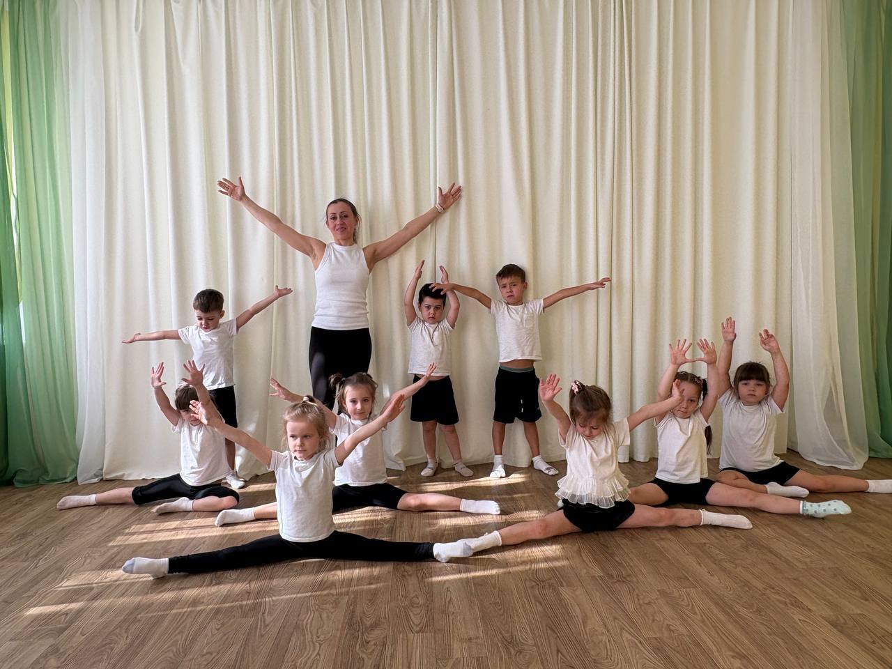 С 6 по 14 апреля 2026 МБДОУ - детский сад присмотра и оздоровления № 32 "Сказка" поддержали Всероссийскую акцию федерального партийного проекта "Мир возможностей" 2026 года - "Правильно быть здоровым" С 6 по 14 апреля 2026 МБДОУ - детский сад присмотра и оздоровления № 32 "Сказка" поддержали Всероссийскую акцию федерального партийного проекта "Мир возможностей" 2026 года - "Правильно быть здоровым"