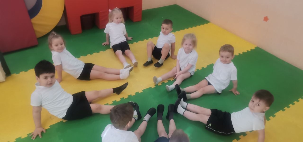 С 6 по 14 апреля 2026 МБДОУ - детский сад присмотра и оздоровления № 32 "Сказка" поддержали Всероссийскую акцию федерального партийного проекта "Мир возможностей" 2026 года - "Правильно быть здоровым" С 6 по 14 апреля 2026 МБДОУ - детский сад присмотра и оздоровления № 32 "Сказка" поддержали Всероссийскую акцию федерального партийного проекта "Мир возможностей" 2026 года - "Правильно быть здоровым"