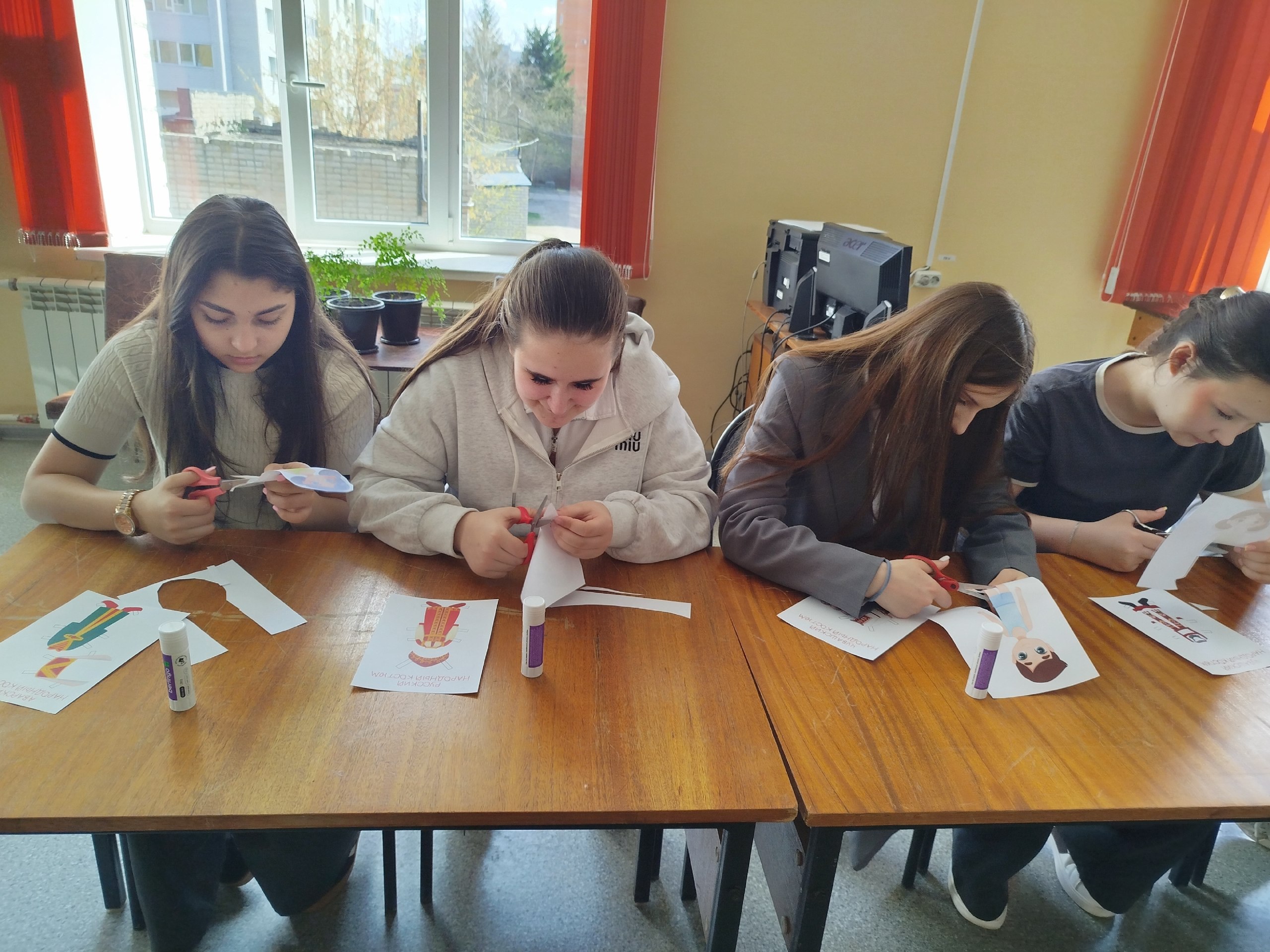 16 апреля в детской библиотеке состоялось праздничное мероприятие «Библиосумерки — 2026», ставшее частью большой всероссийской акции, которая каждый год собирает вместе библиотеки и любителей книг со всей страны 16 апреля в детской библиотеке состоялось праздничное мероприятие «Библиосумерки — 2026», ставшее частью большой всероссийской акции, которая каждый год собирает вместе библиотеки и любителей книг со всей страны