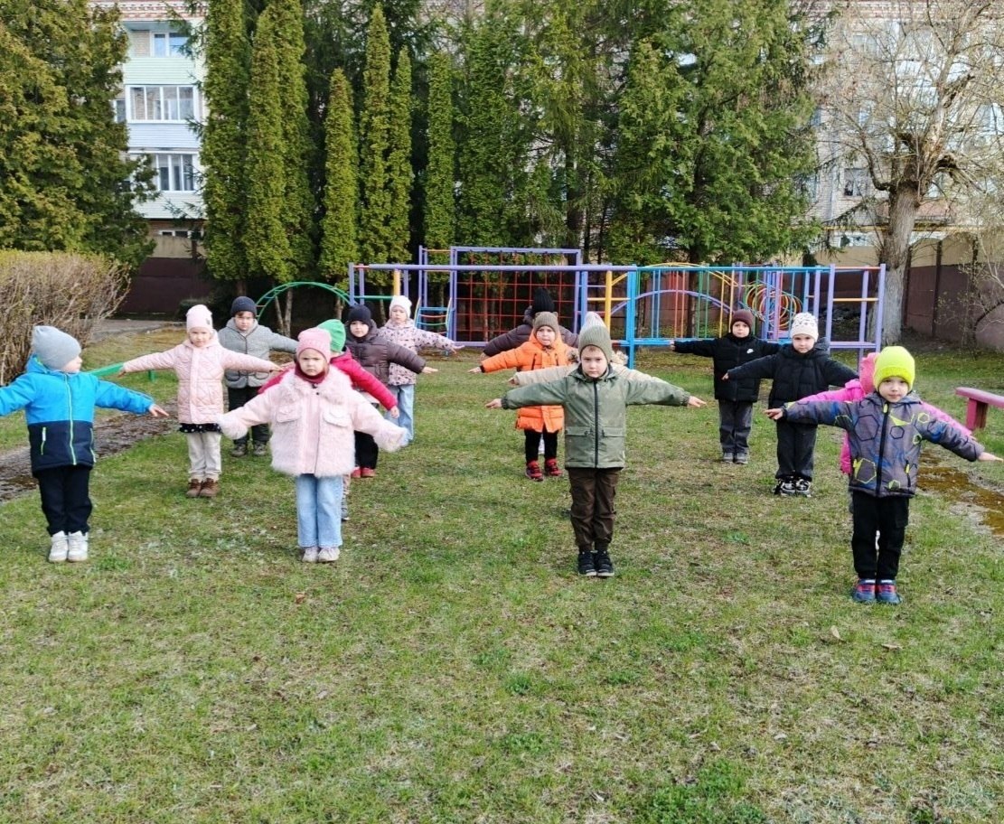 С 6 по 14 апреля 2026 МБДОУ - детский сад присмотра и оздоровления № 32 "Сказка" поддержали Всероссийскую акцию федерального партийного проекта "Мир возможностей" 2026 года - "Правильно быть здоровым" С 6 по 14 апреля 2026 МБДОУ - детский сад присмотра и оздоровления № 32 "Сказка" поддержали Всероссийскую акцию федерального партийного проекта "Мир возможностей" 2026 года - "Правильно быть здоровым"