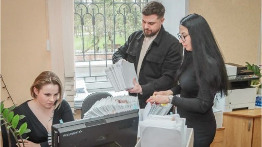 Власти Брянска ждут владельцев квартир, поврежденных от ракетного удара