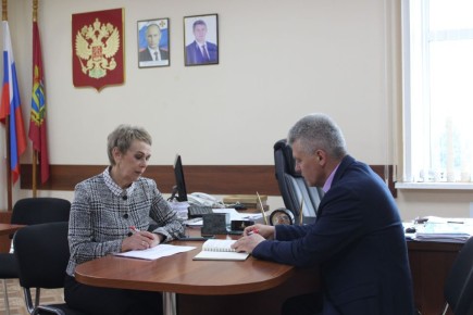 В рамках проекта "Муниципальный наставник" Мглинский район посетила глава администрации Гордеевского района Людмила Убогова