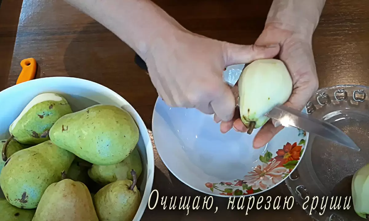 Груша как основа зимнего угощения: радуйте себя домашним десертом