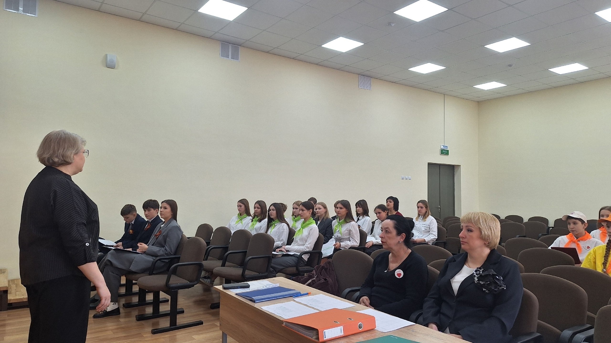 В Брянском районе подвели итоги муниципального этапа Всероссийской акции «Я — гражданин России» В Брянском районе подвели итоги муниципального этапа Всероссийской акции «Я — гражданин России»