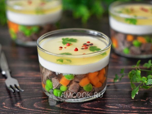 Эффектные заливные блюда: как удивить гостей на празднике