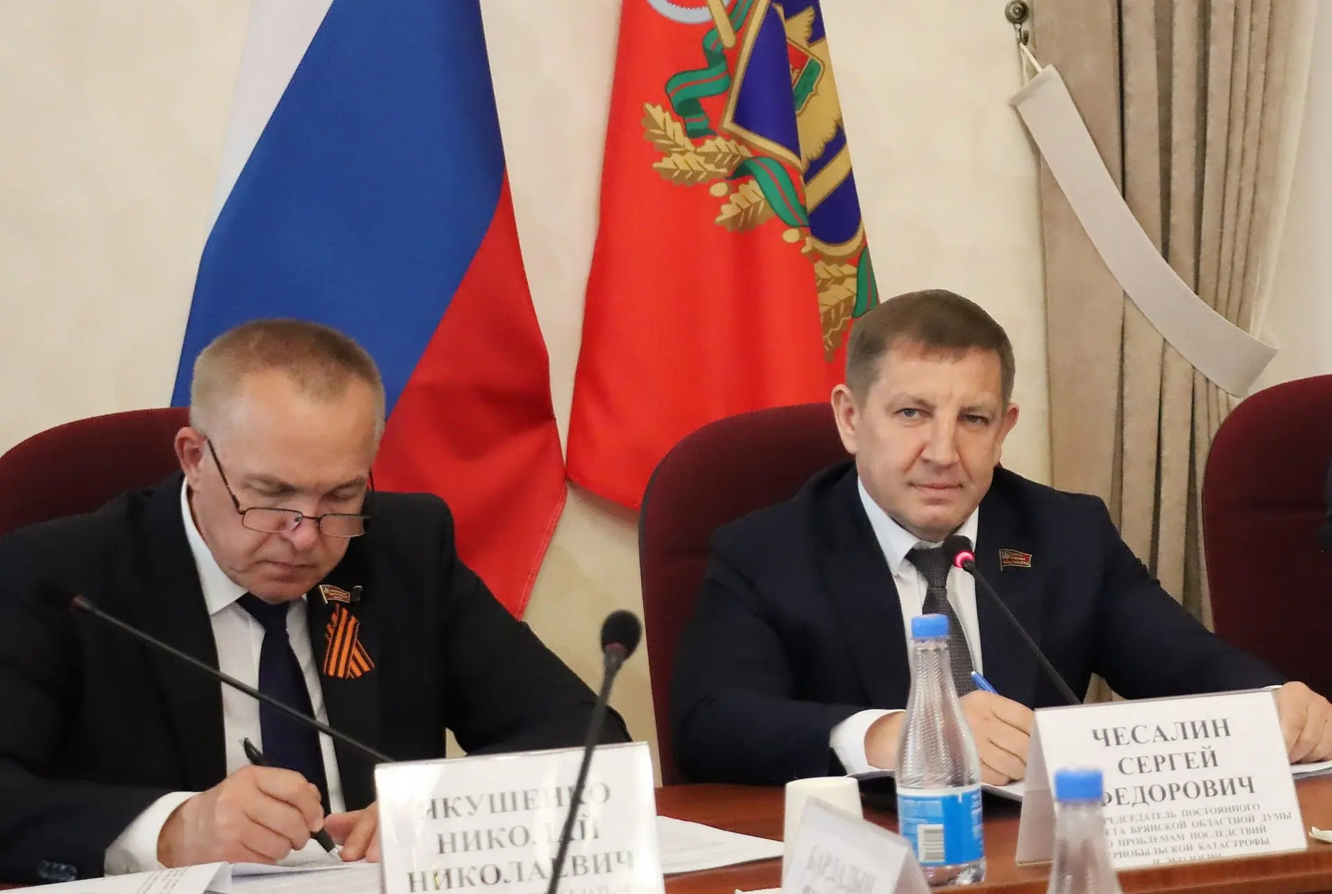 Решаются актуальные задачи по обеспечению пожарной безопасности в регионе! Сегодня под руководством Сергея Чесалина прошло заседание комитета по проблемам последствий чернобыльской катастрофы и экологии