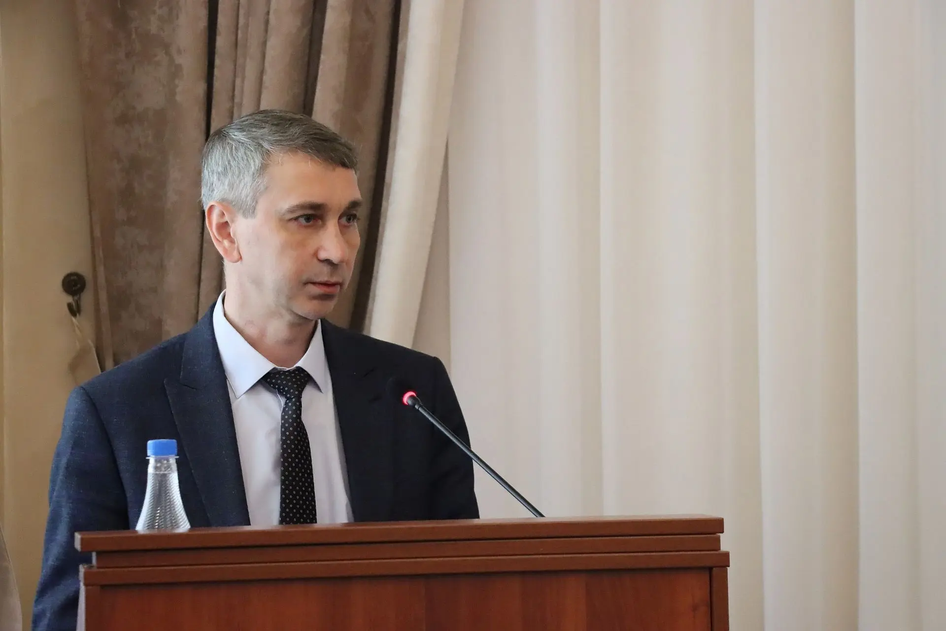 Решаются актуальные задачи по обеспечению пожарной безопасности в регионе! Сегодня под руководством Сергея Чесалина прошло заседание комитета по проблемам последствий чернобыльской катастрофы и экологии Решаются актуальные задачи по обеспечению пожарной безопасности в регионе! Сегодня под руководством Сергея Чесалина прошло заседание комитета по проблемам последствий чернобыльской катастрофы и экологии