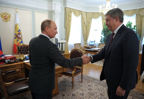 Путин наградил экс-главу Брянской области Богомаза орденом Александра Невского