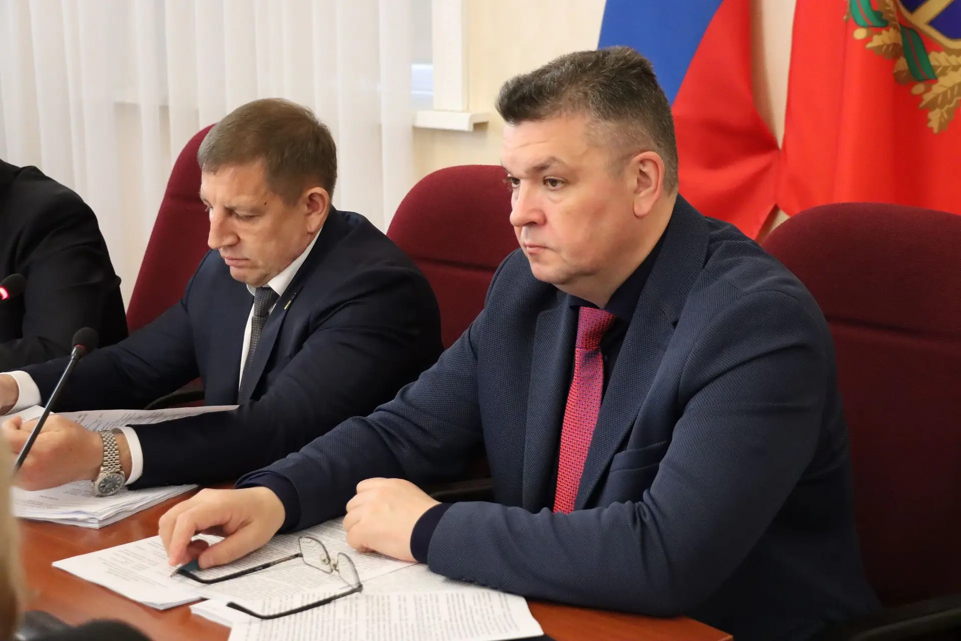 Решаются актуальные задачи по обеспечению пожарной безопасности в регионе! Сегодня под руководством Сергея Чесалина прошло заседание комитета по проблемам последствий чернобыльской катастрофы и экологии Решаются актуальные задачи по обеспечению пожарной безопасности в регионе! Сегодня под руководством Сергея Чесалина прошло заседание комитета по проблемам последствий чернобыльской катастрофы и экологии