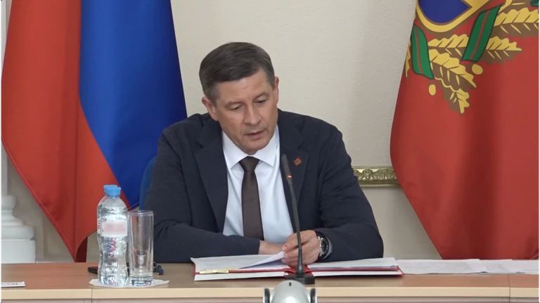 Врио губернатора Ковальчук поручил уточнить потребности в коммунальной технике