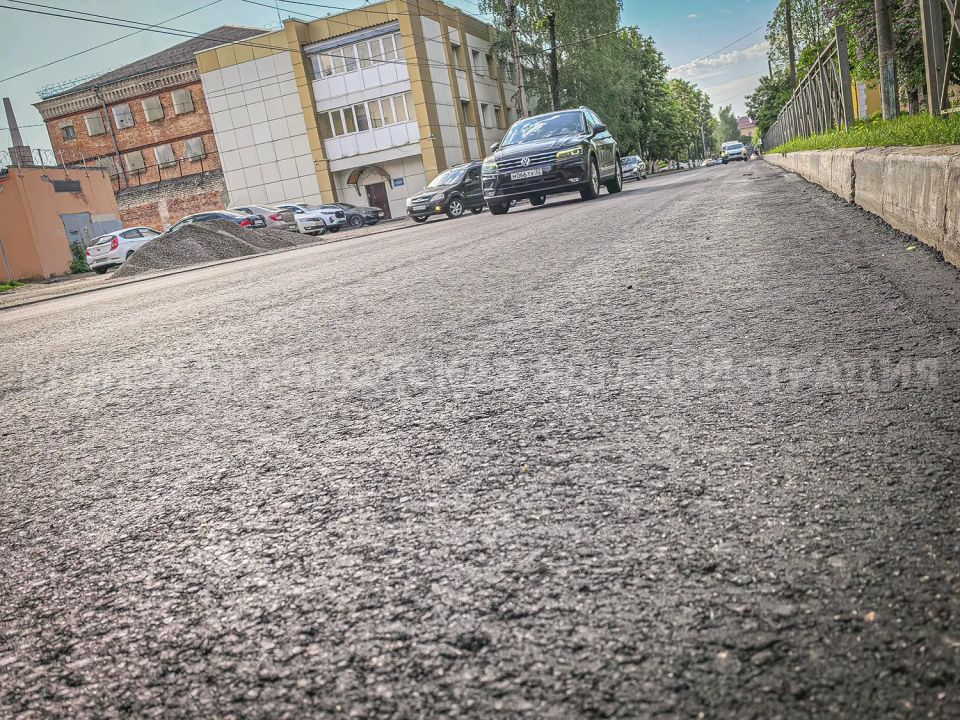 На улице Советской уложен выравнивающий слой На улице Советской уложен выравнивающий слой